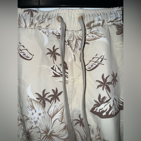 Good Vibes Beige/Brown 3 way stretch tropical swim Shorts. Size M. NWT - Picture 3 of 16